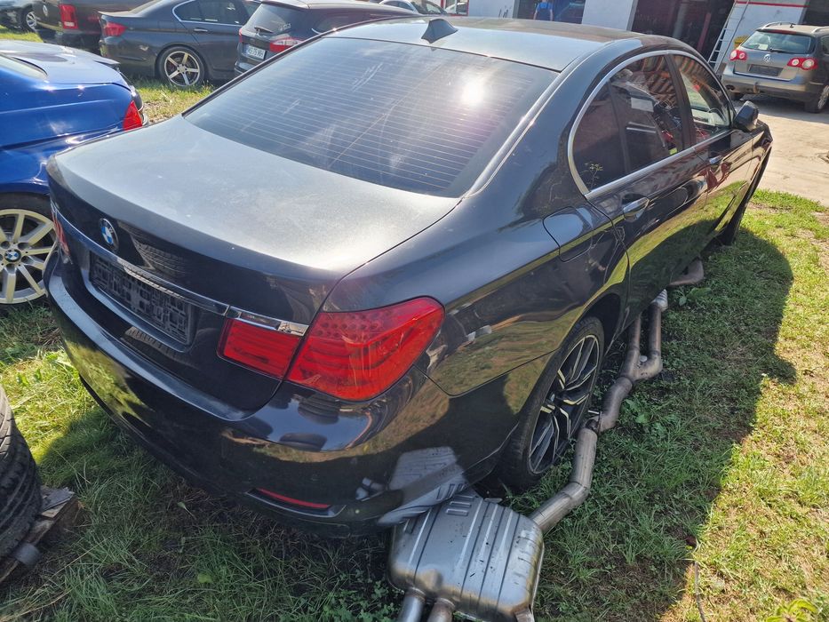 BMW Seria 7 2008 — imagine 2