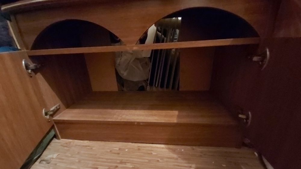 Продам зеркало в прихожую