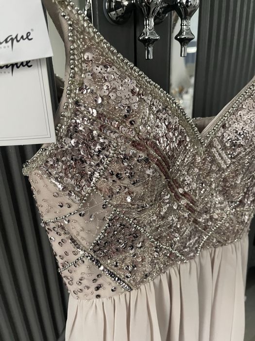 Официална рокля Unique розова