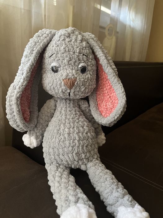 Сиво плетено зайче