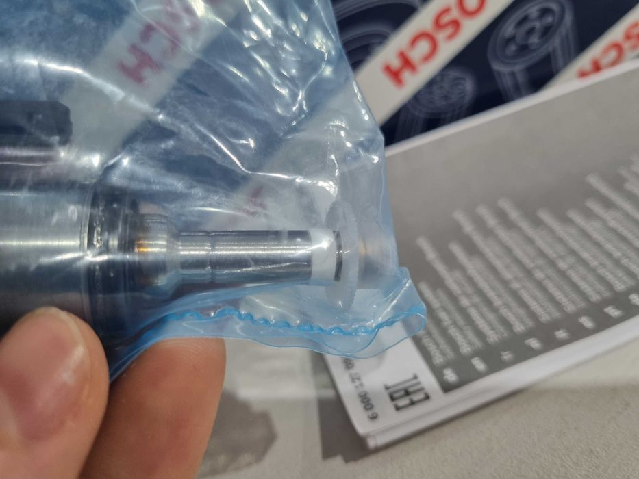 Нов бенз инжекционен клапан инжектор/дюза - Bosch BMW Peugeot Citroen