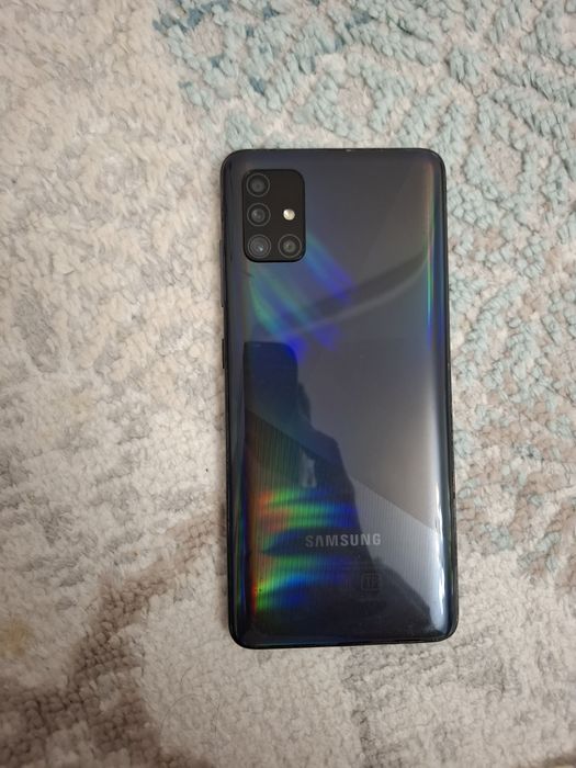 Срочно Продам телефон