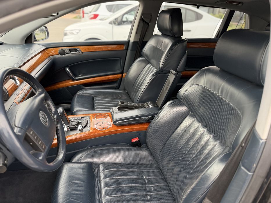 VW Phaeton Long 4 Locuri Individual 4.2 benzina + Gpl