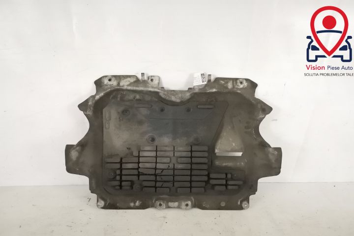 Метален Двигателен Щит Оригинален В Добро Състояние Мерцедес-Бенц / Me