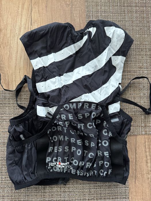 Comperssport - жилетка за бягане
