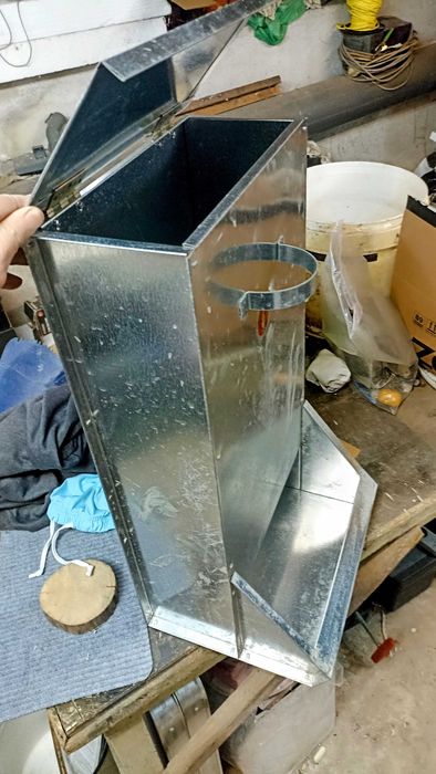 Хранилка за кучета