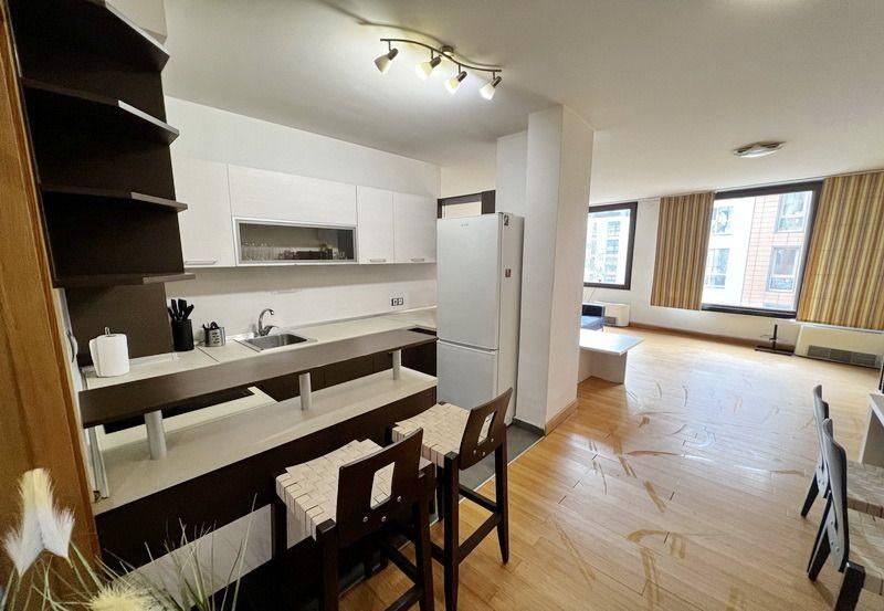 Дава се под наем Двустаен апартамент в София, Кръстова вада - 105 кв.м за 787.95 € - Снимка #2