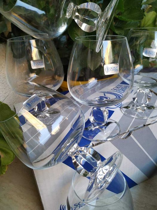 Нови чаши за коняк