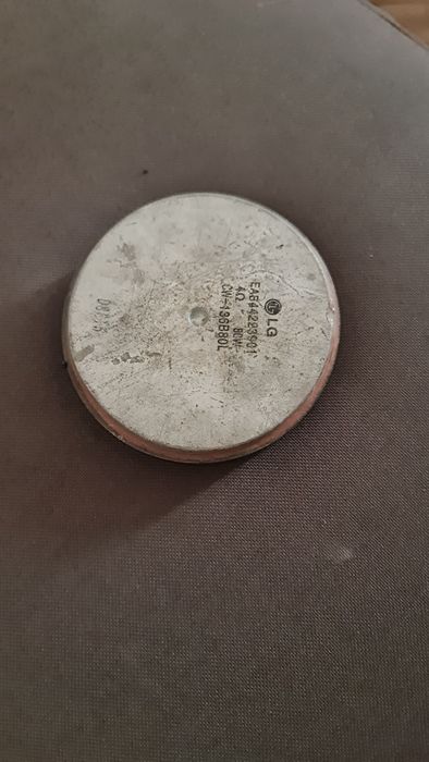 Magnet puternic rotund