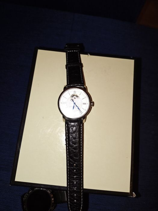 "Baume Mercier Geneve