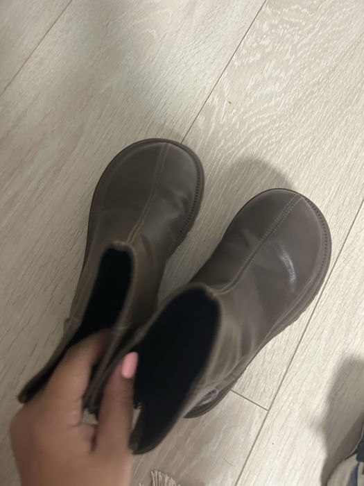 Продам классные ботинки