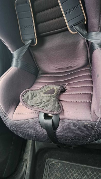 Chicco Xpace стол за кола 9-18кг