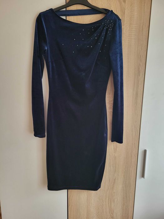 Дамски официални рокли