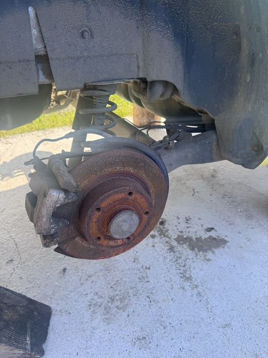 Punte spate complet echipata Renault Fluence