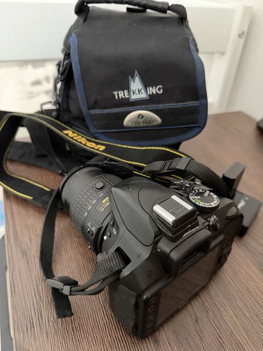 Продам проф камеру Nikon