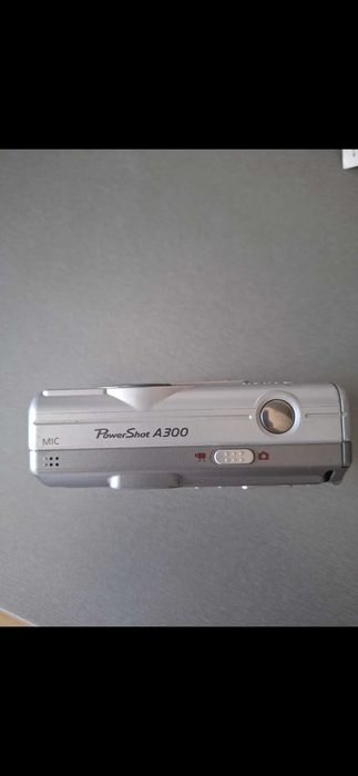 Aparat foto Canon A 300.