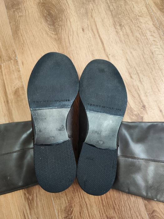 Cizme lungi Tommy Hilfiger din piele mărimea 38