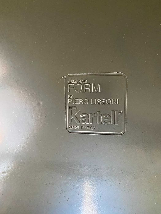 Дизайнерски мебел