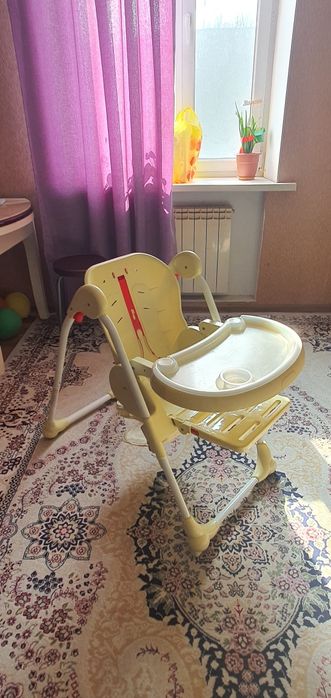 Стульчик для кормления