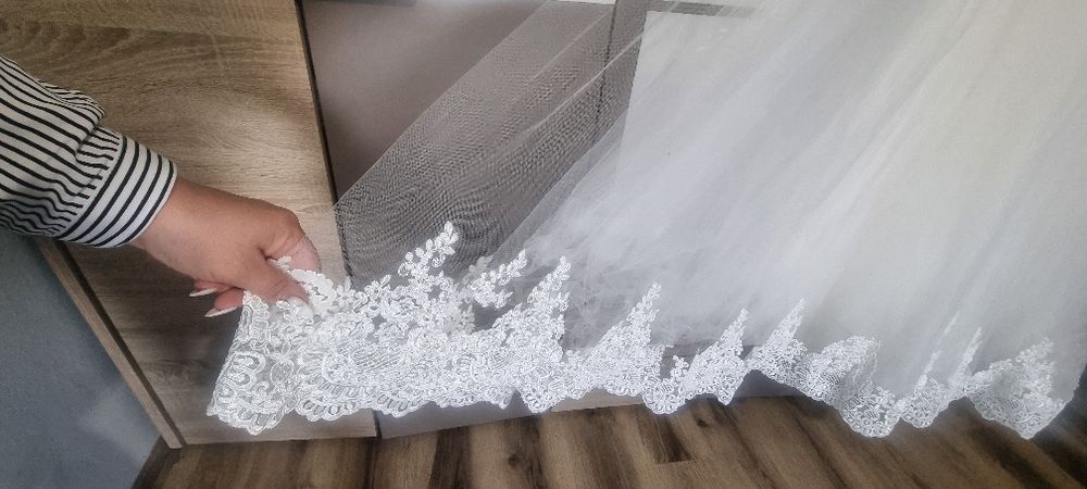 Vând rochiță noua