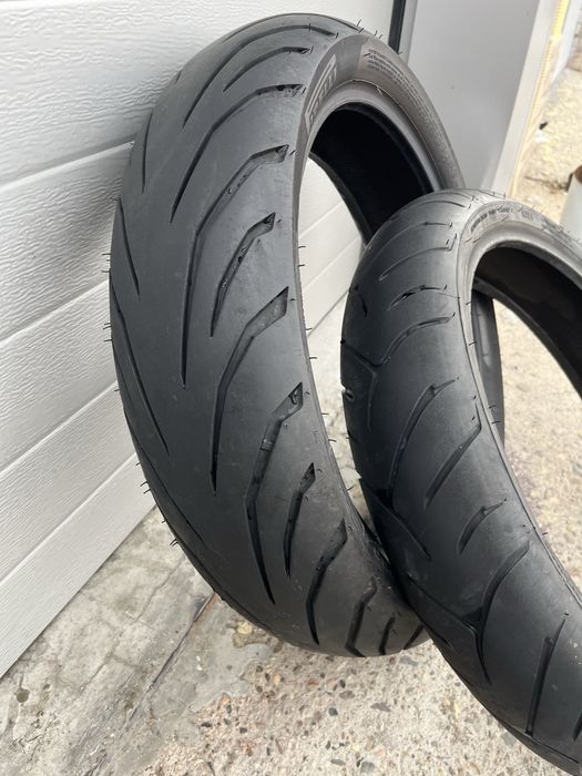 Гума Pirelli Angel CT 150/60/17