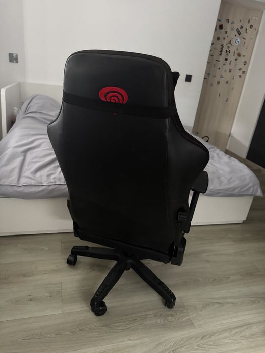 Scaun Gaming - Genesis Nitro 890