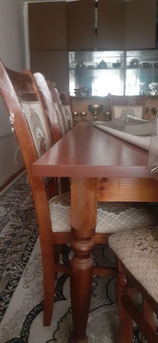 Mehmonhona stol stuli