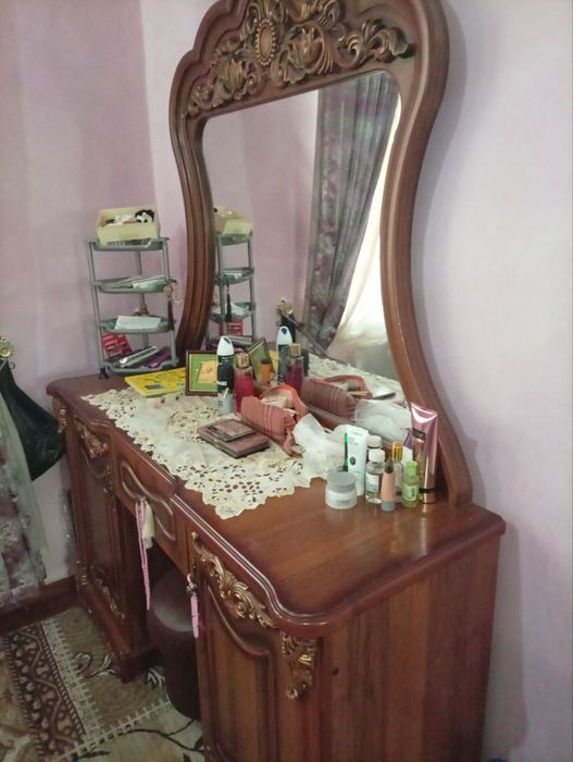 Ер ховли Уй сотилади мебели бн