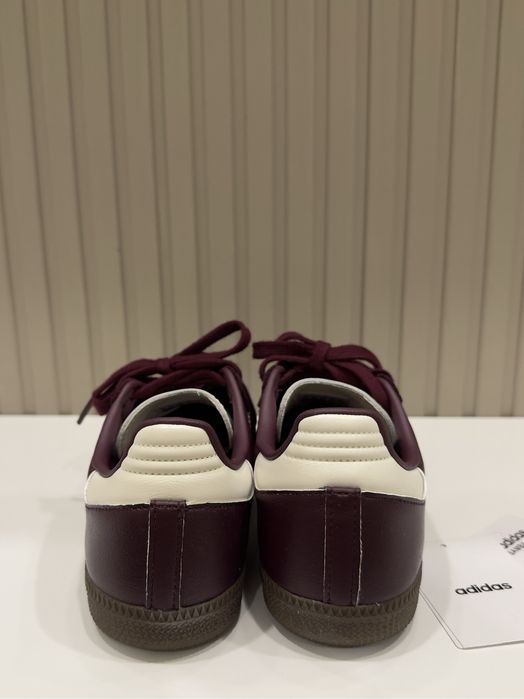 Срочно продам кроссовки Adidas, размер 37