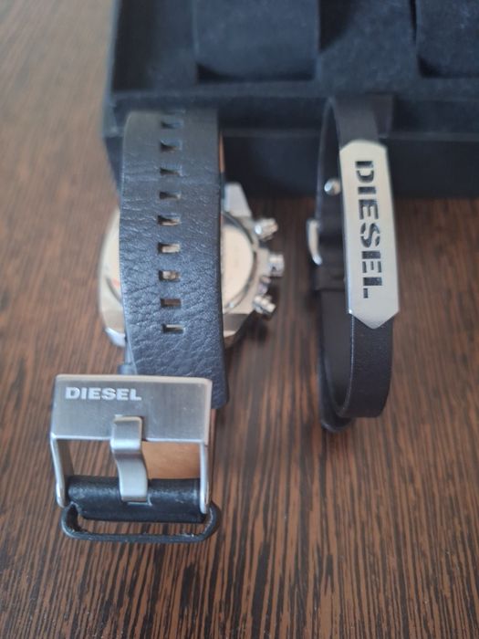 Ceas Diesel cu bratara