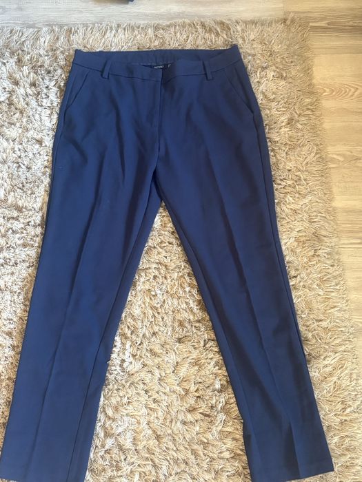 Pantaloni pentru femei
