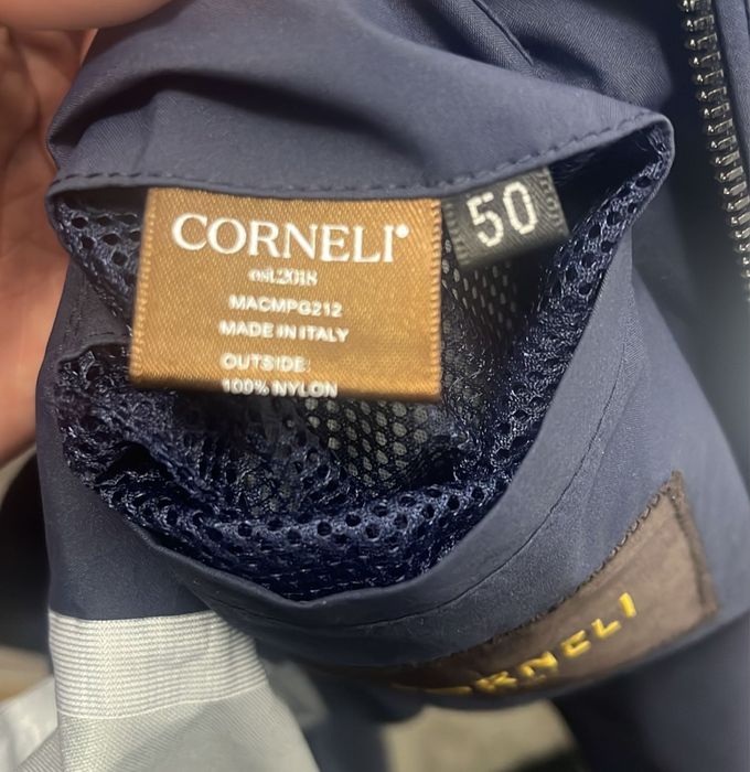 Ветровка Corneli