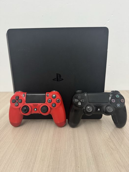 Продаю руль вместе с пс4 слим