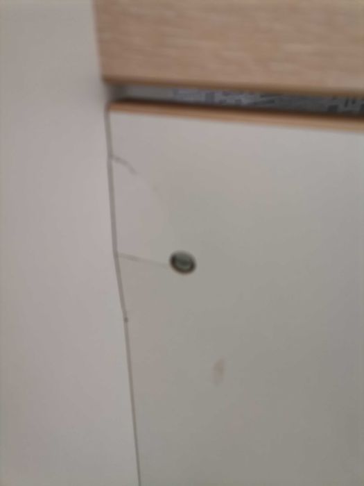 Продавам легло "Лорели" 60/120