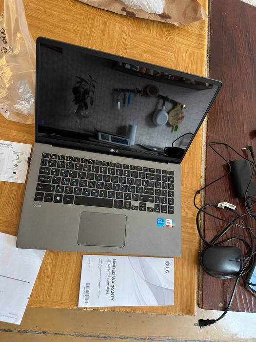 Ноутбук LG Американский