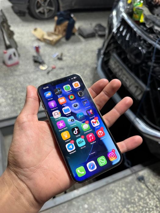 Продам Iphone 13 pro