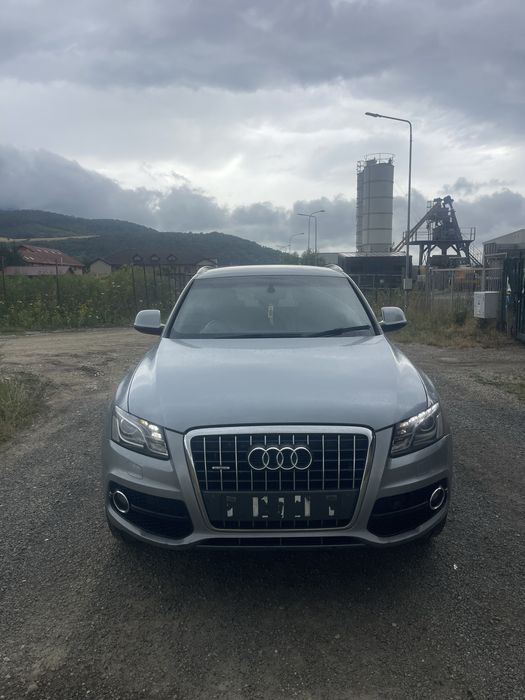 Dezmembrez audi q5 2.0 s-line