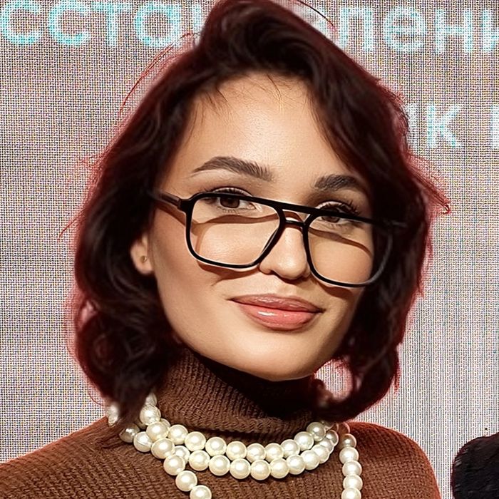 Макияж-прическа .Визажист с выездом на дом.