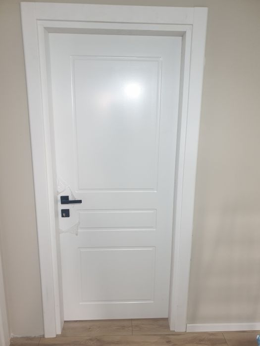 Montaj usi interior & exterior