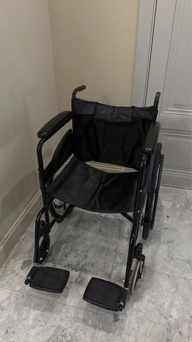 коляска для инвалидов