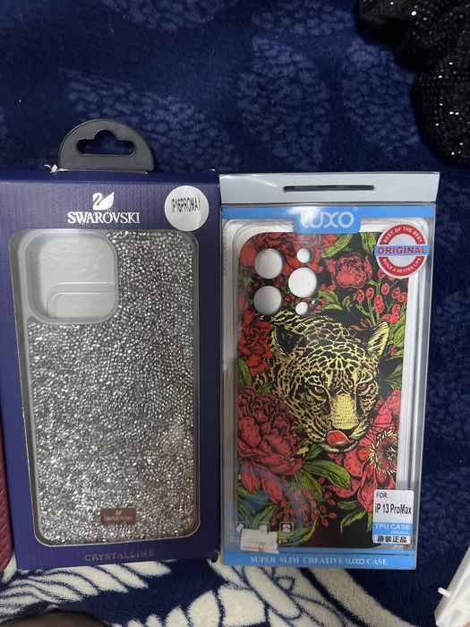 Продам чехлы на айфон