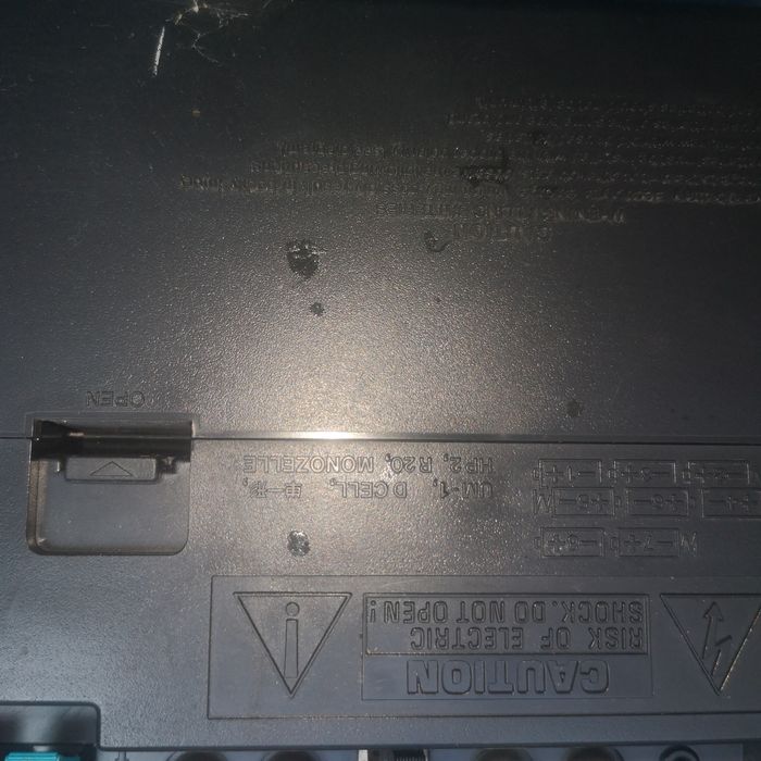 Видео. ДВД . Касетофон  и радио с часовник