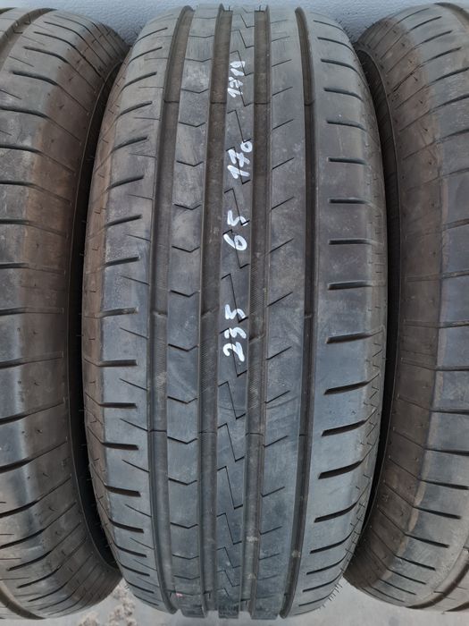 Летни гуми 4 броя VREDESTEIN Sporttrac5 235 65 R17 дот 1719