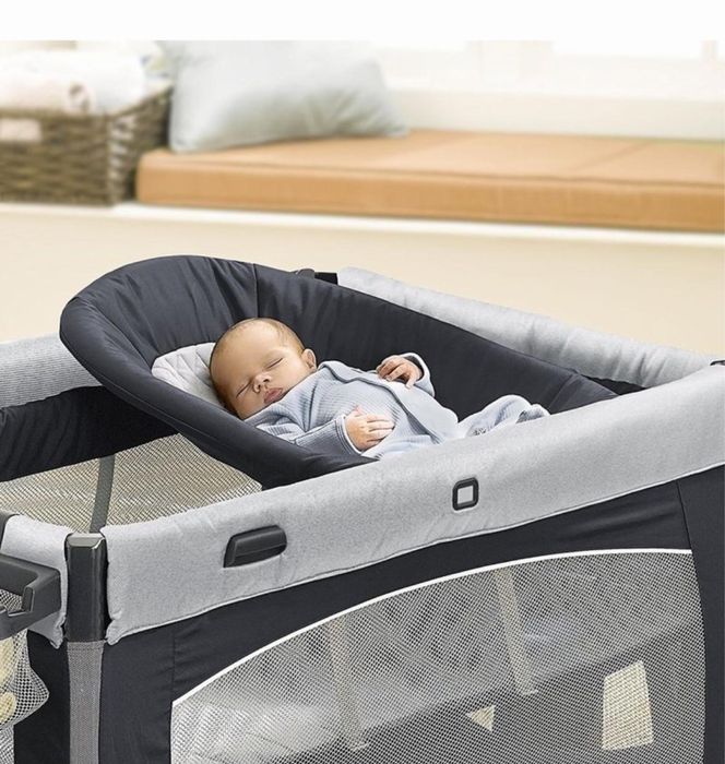 Детская кровать-манеж  Chicco