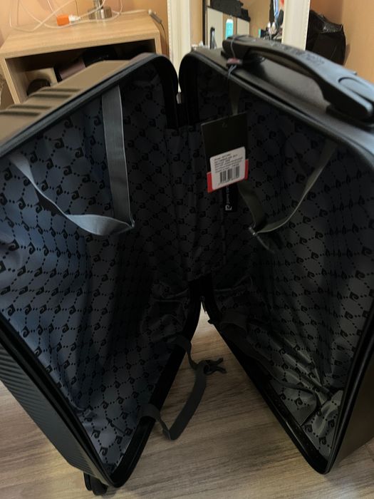 Малък Куфар Pierre Cardin , за ръчен багаж в самолет , черен