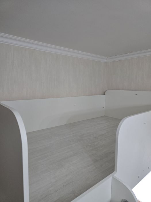 Детский уголок с кроватью