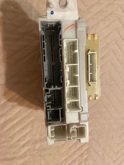 BSI Модул Lexus is 220d