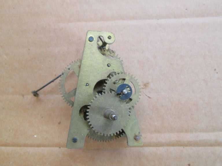 Стенни, механични часовници за колекция