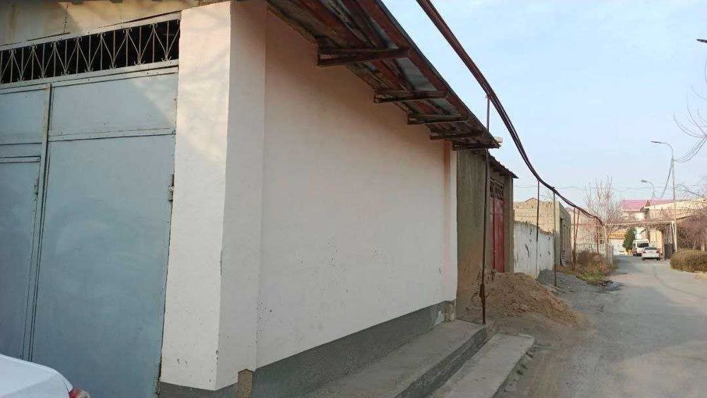 РЕКЛАМА 208    2 сотикли ховли сотилади