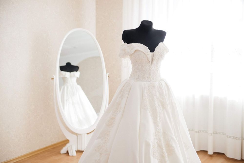Свадебное платье